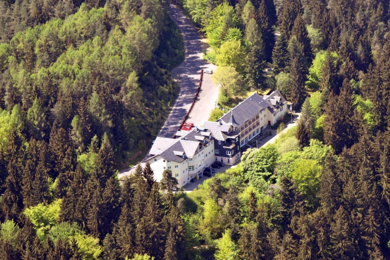 Hotel Am Wald -Garni- Elgersburg Exterior photo