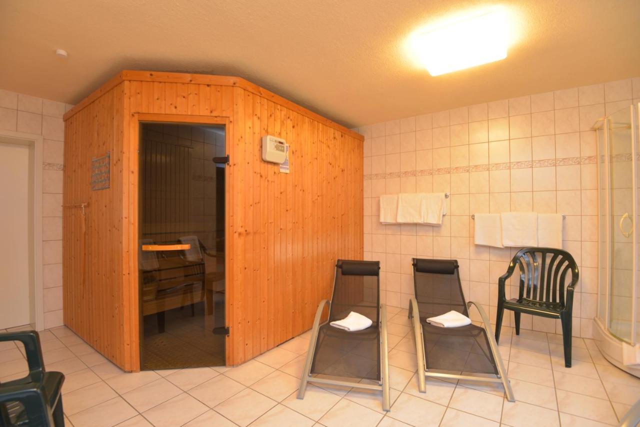 Hotel Am Wald -Garni- Elgersburg Exterior photo