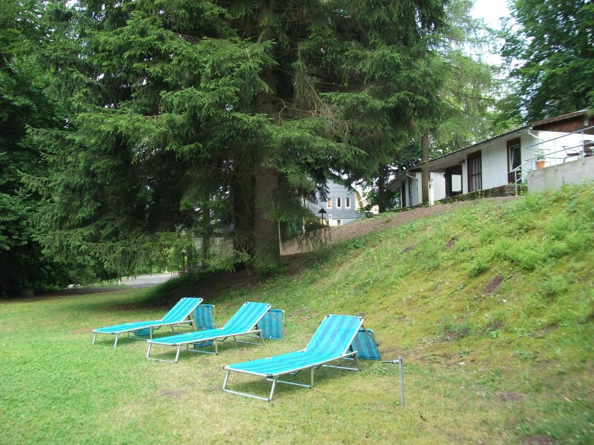 Hotel Am Wald -Garni- Elgersburg Exterior photo